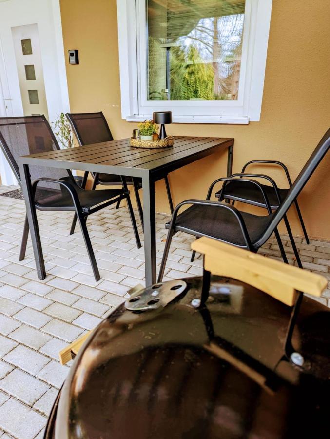 Ferienwohnung Jobst - Ruhig Mit Blick Ins Gruene Nittenau Екстер'єр фото