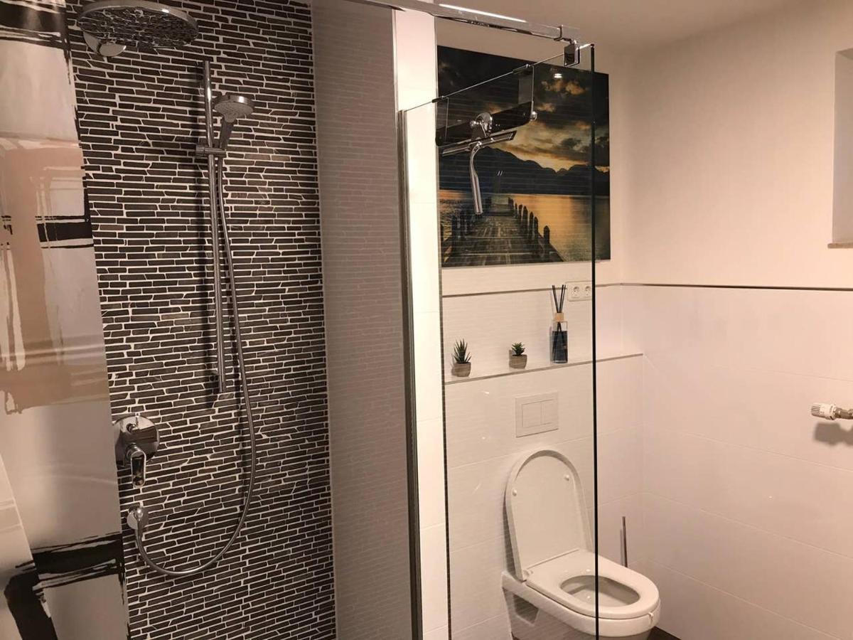Ferienwohnung Jobst - Ruhig Mit Blick Ins Gruene Nittenau Екстер'єр фото
